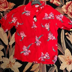 Men’s reproduction Hawaiian Red Floral Button-Up Shirt
